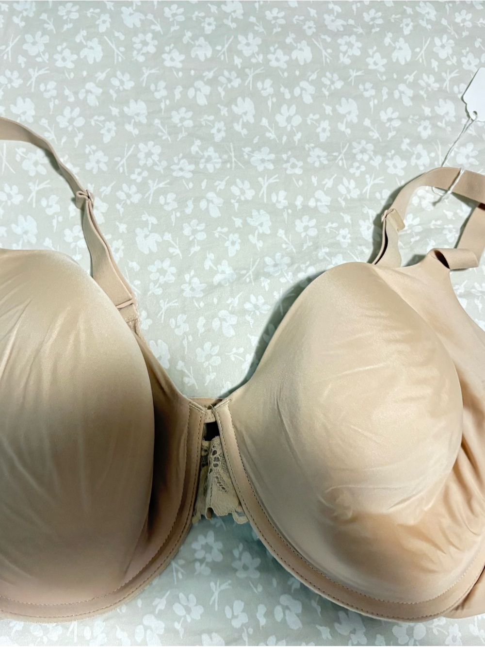 Maidenform Beige T-Shirt Bra with Light Nude Cups